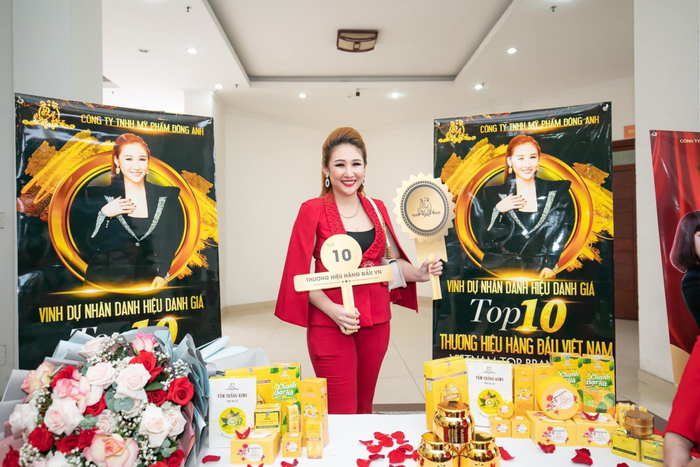 Thương hiệu mỹ phẩm Đông Anh lọt top 10 thương hiệu hàng đầu Việt Nam