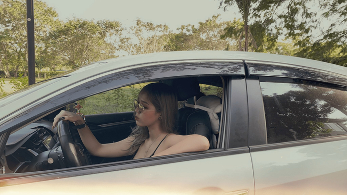 Vẻ ngoài xinh xắn của cô nàng makeup artist Hoàng Quyên (Bonnie)