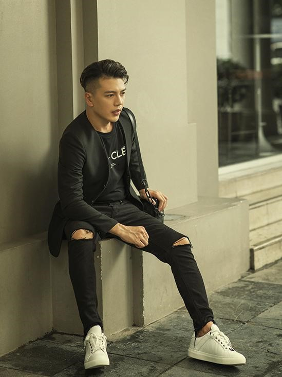 Chàng bác sĩ 8X điển trai như tài tử Hàn Quốc với gu thời trang lịch lãm&nbsp;