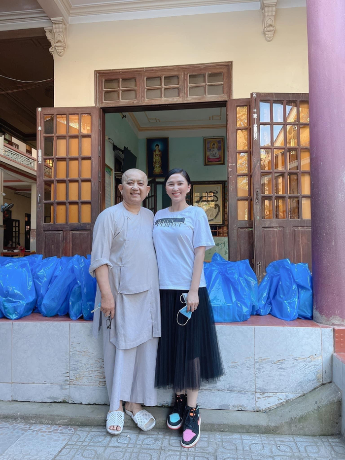 Chuyến đi từ thiện gần đây của Võ Thanh Thúy.