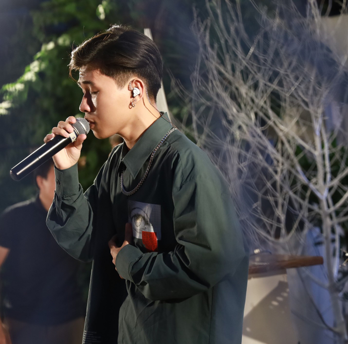 Với gần 22.000 lượt theo dõi trên YouTube, kênh chính thức của Thanh Bình đang được quản lý bởi METUB Network.