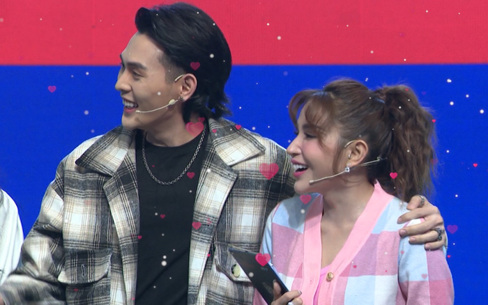 'Vợ chồng son' Võ Đăng Khoa và Khả Như phát 'cẩu lương' tới tấp trên sóng truyền hình Ảnh 2