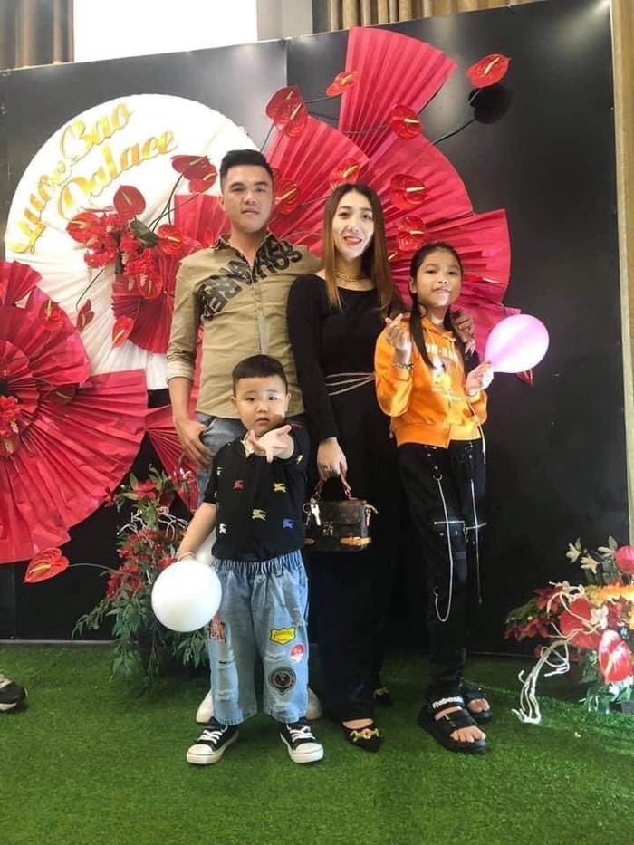 Gia đình hạnh phúc của Dung Nguyễn