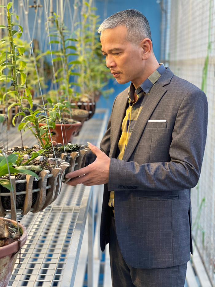 Trước khi thành công, Nghệ nhân Lê Minh Hiển từng trải qua giai đoạn khó khăn để đầu tư vào vườn hoa lan.