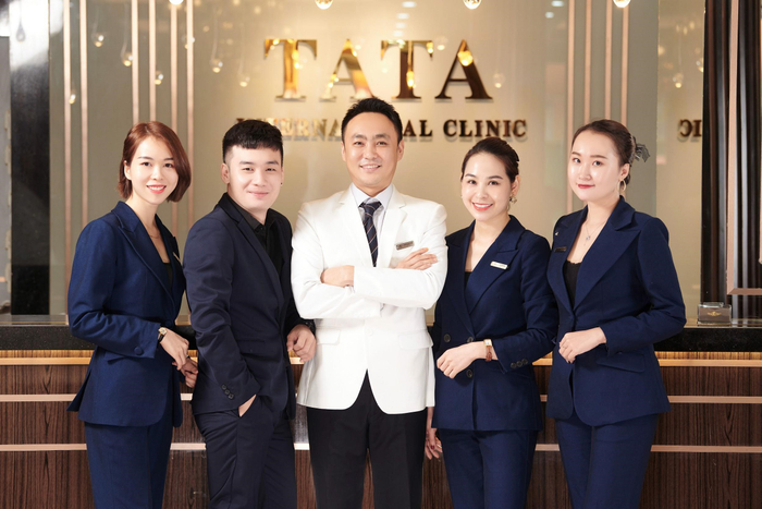 Đội ngũ chuyên gia và tư vấn viên chuyên nghiệp tại TATA International Clinic