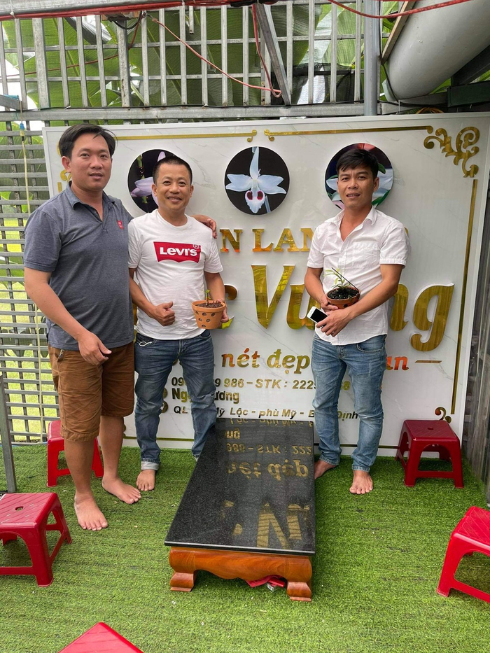 Hình ảnh vườn lan Var do nghệ nhân Nguyễn Ngọc Vương sở hữu