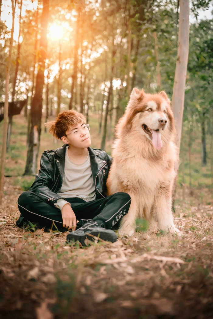 Cậu bạn là người vô cùng yêu quý động vật