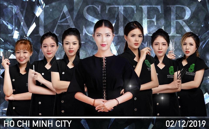 CEO Mai Tường Vy cùng đội ngũ quán quân tài sắc ngành phun xăm thẩm mỹ Việt Nam Ảnh 1