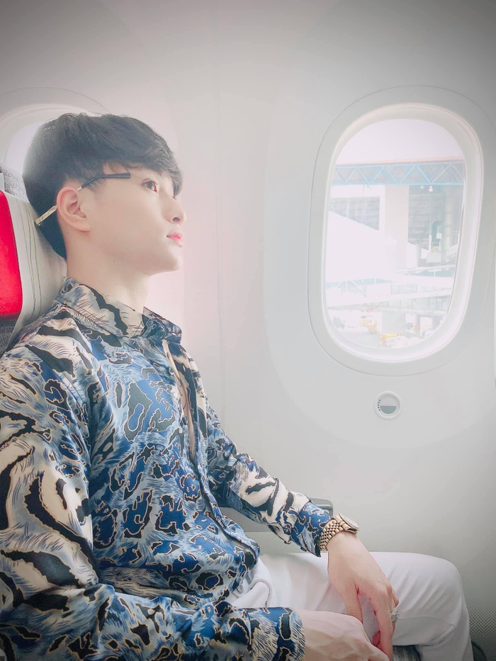 Con đường kinh doanh từ lúc 18 tuổi của chủ Thẩm mỹ viện Jun – Ôn Văn Hiếu Ảnh 4