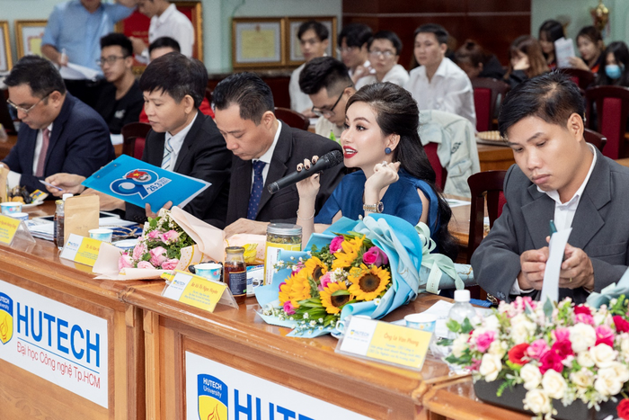 Chủ tịch Huyền Cò – Nữ mentor, giám khảo nữ “quyền lực” ba mùa liên tiếp chung kết HUTECH Startup Wings 2021 Ảnh 6