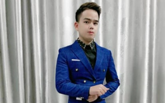 Phong Huy: cầu nối từ sóng livestream 'bùng cháy' niềm đam mê với ca hát và sáng tác Ảnh 2