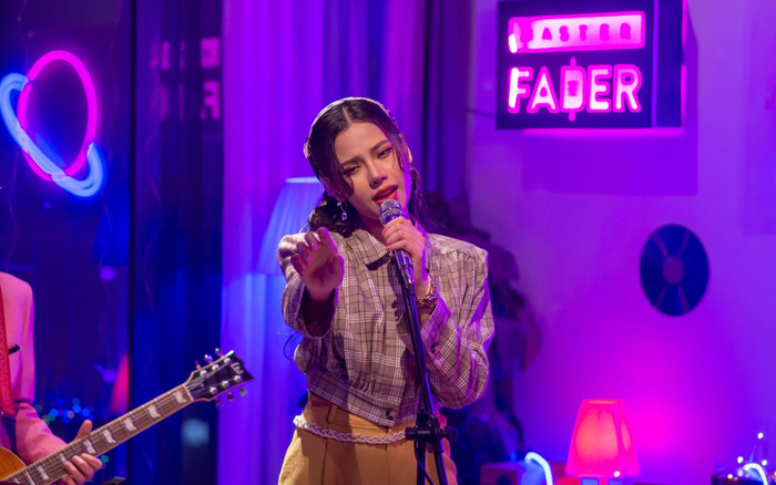 Những ca sĩ theo lối 'performance' đạt thành tích khủng trên đường đua Vpop Ảnh 2