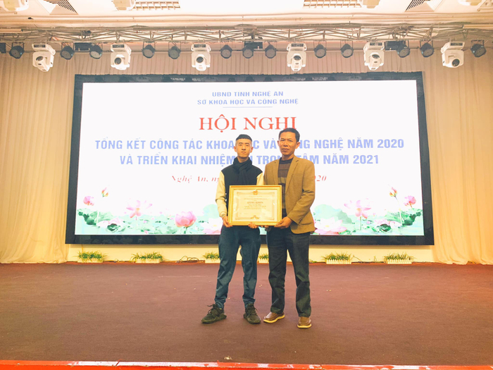 Độ rất yêu quý và tự hào về bố của mình - nhà sáng chế Lê Văn Thỏa