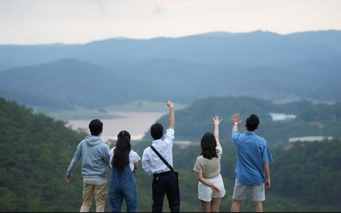 MV lần đầu kết hợp giữa JustaTee, Rhymastic và SlimV lọt top 10 được xem nhiều nhất Ảnh 2