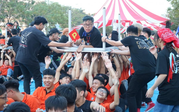 Nhiều đàn anh SV thổ lộ lí do chọn trường khiến các tấm chiếu mới 2k3 ngỡ ngàng, tuy thế vẫn còn kịp nộp học bạ online Ảnh 2