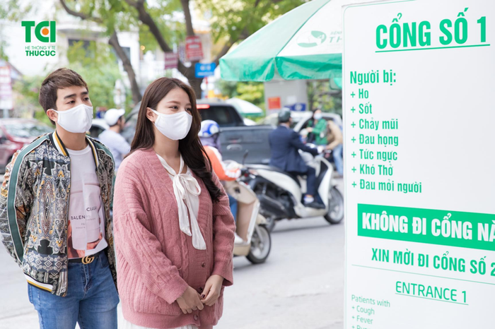 Công tác phòng dịch ở Thu Cúc chặt chẽ là một trong những lý do rất nhiều sao Việt, trong đó có vợ chồng diễn viên Đỗ Duy Nam lựa chọn vượt cạn tại đây trong mùa dịch