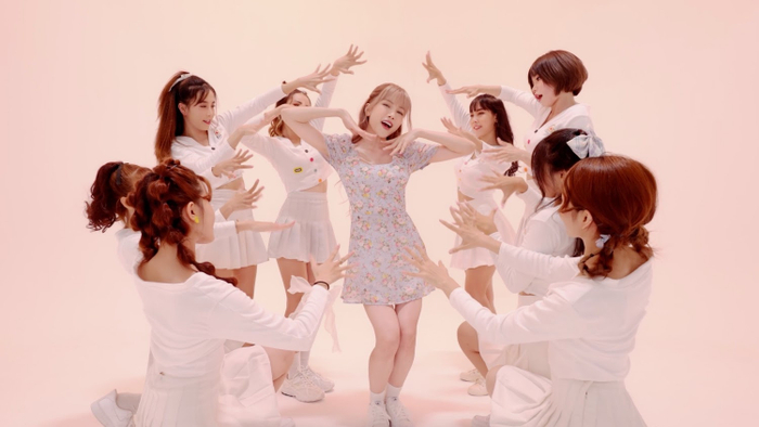 Hay cuốn hút với từng điệu nhảy đáng yêu trong phiên bảnDance.