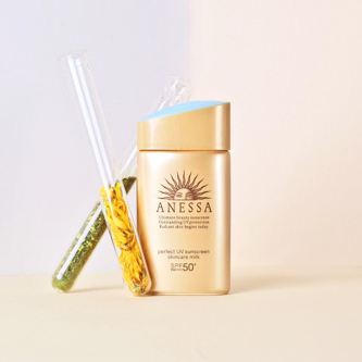 Sữa chống nắng dưỡng da Anessa Perfect UV SPF50+/PA++++ được ưu đãi chỉ còn 411.000đ tại Shopee.