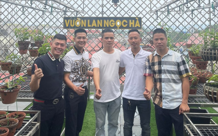 Vườn lan Ngọc Hà bàn giao lan 5 cánh trắng Juliet Ảnh 2