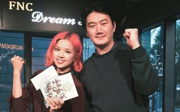 Nữ ca sĩ Suni Hạ Linh kể chuyện 'cọ xát' với 3 công ty giải trí Hàn trên VKR News Ảnh 2