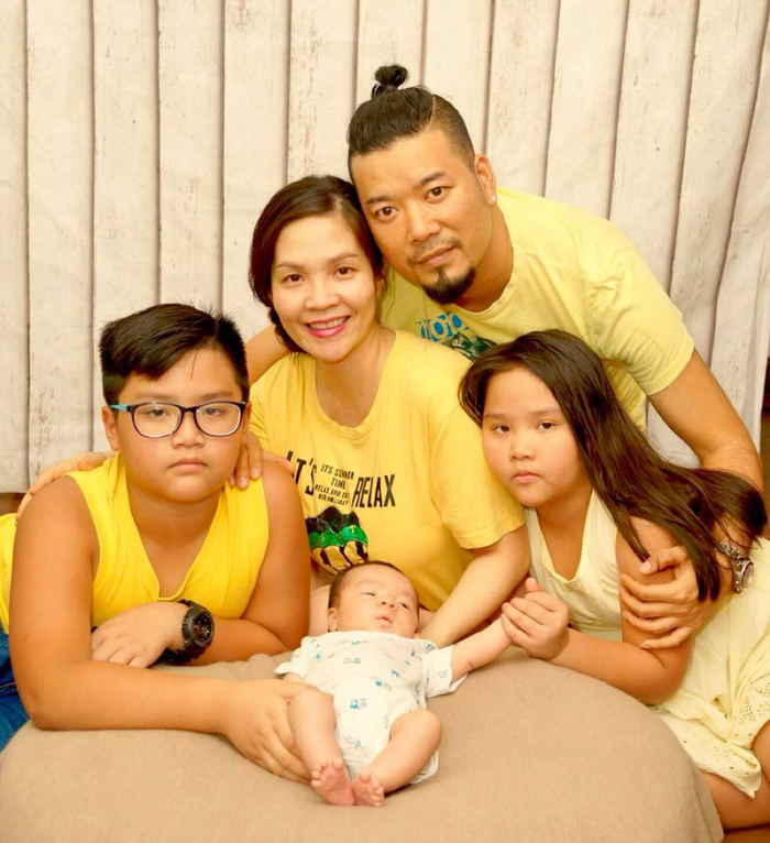 Gia đình hạnh phúc của Vương Việt Phương