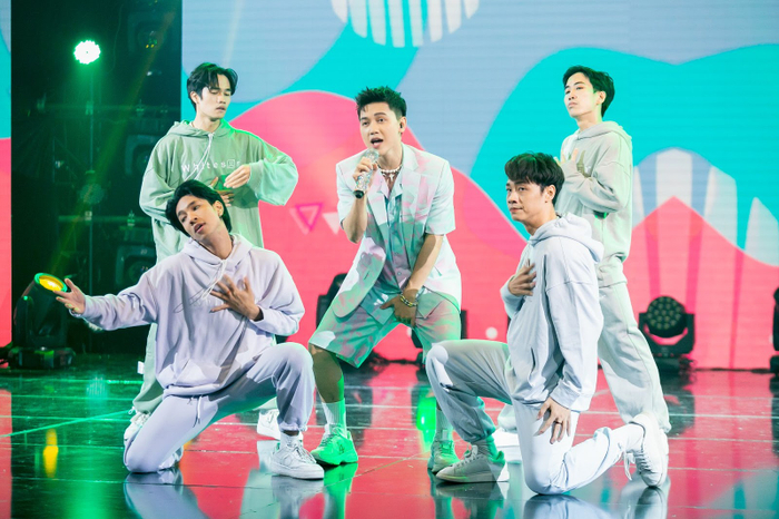 HOT! Vừa công khai “người ấy”, JSol bất ngờ hát về sự độc thân ở The Heroes Ảnh 6