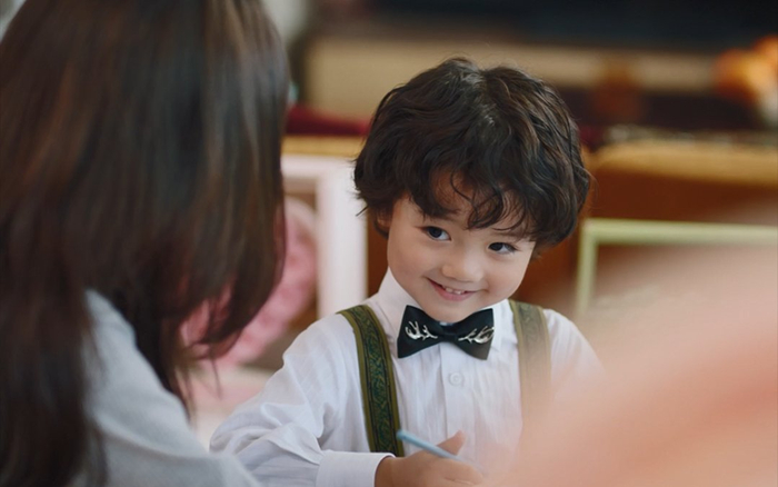 Những cảnh phim đáng yêu hết cỡ của ông mai 7 tuổi ở Nỗi Vương Vấn Của Hạ Tiên Sinh Ảnh 2
