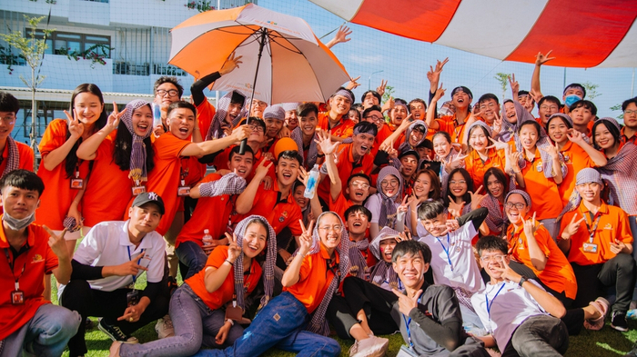 Có một trường ĐH, mỗi lần tổ chức sự kiện là hơn 50 CLB tham gia, mời được cả Sơn Tùng M-TP Ảnh 4