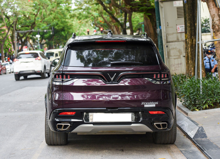 Ngắm dàn xế sang VinFast President khoe uy lực trên phố Ảnh 8