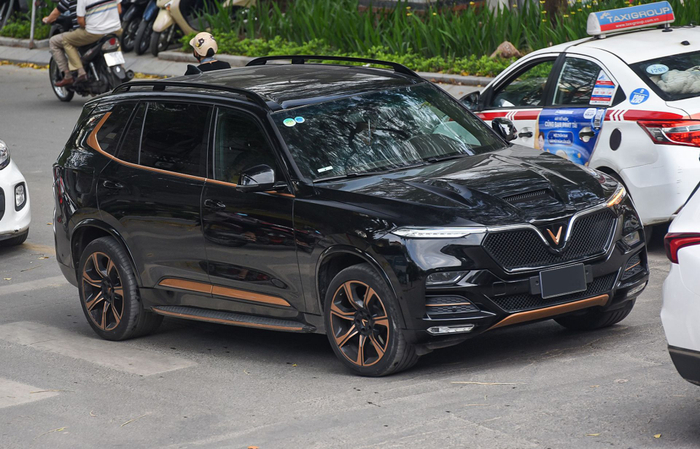 Ngắm dàn xế sang VinFast President khoe uy lực trên phố Ảnh 2