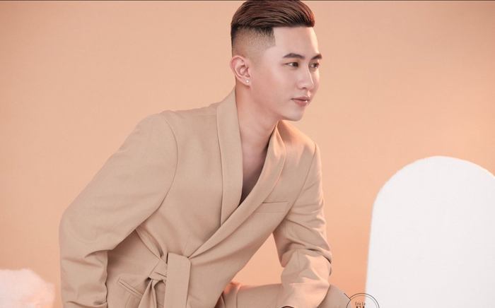 Lê Nam Phát: Hành trình trở thành trợ lý gánh hát Hương Nam Ảnh 2