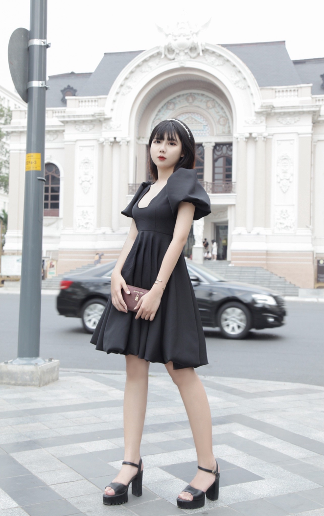 Hiện Phương đang thử sức mình ở lĩnh vực kinh doanh