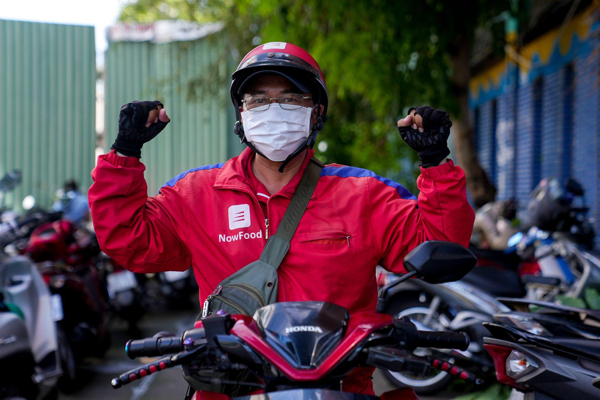Đội ngũ Tài xế đã tiêm vắc xin phòng Covid-19 của ShopeeFood (trước đây là NowFood) luôn sẵn sàng hoạt động 