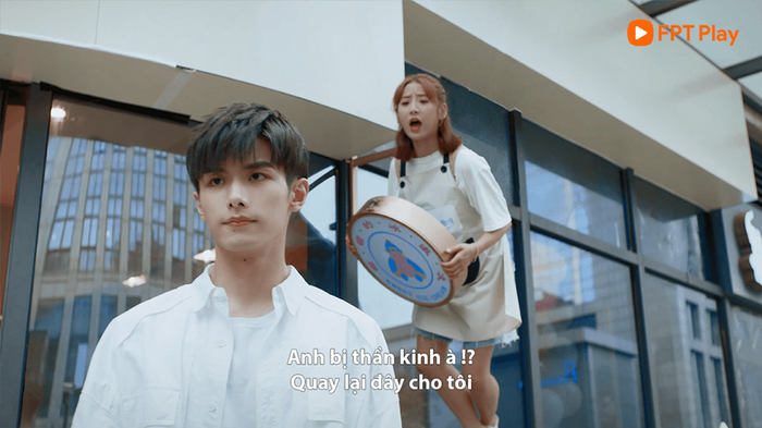 Triệu Dịch Khâm 'hút' khán giả từ những hiểu lầm trong Anh Trai Nhà Đối Diện Ảnh 4