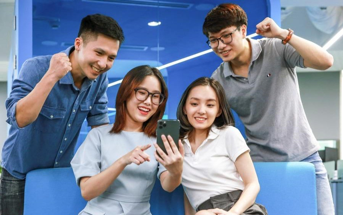 Cày hết 'bom tấn' Hellbound, giới trẻ tiếp tục 'vượt' 9 tầng mây để săn quà khủng Ảnh 2