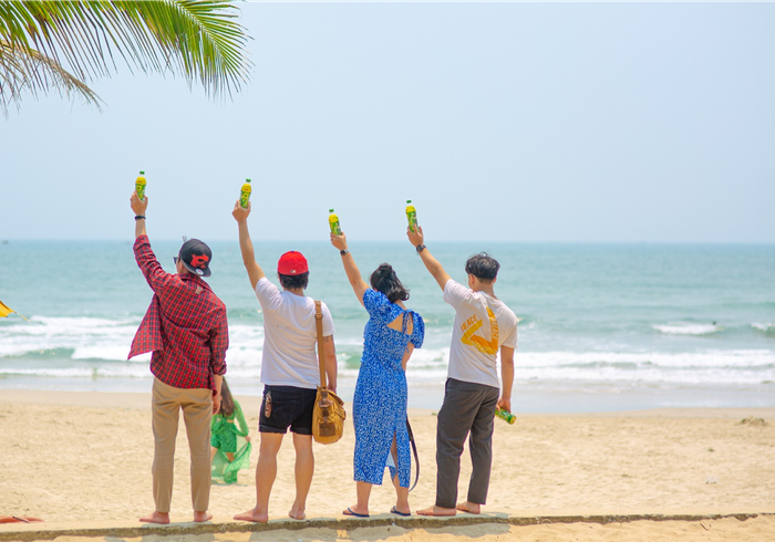 Người trẻ đang tạo nên xu hướng về với thiên nhiên và sử dụng thức uống có nguồn gốc tự nhiên, tốt cho sức khỏe để giải nhiệt cuộc sống.