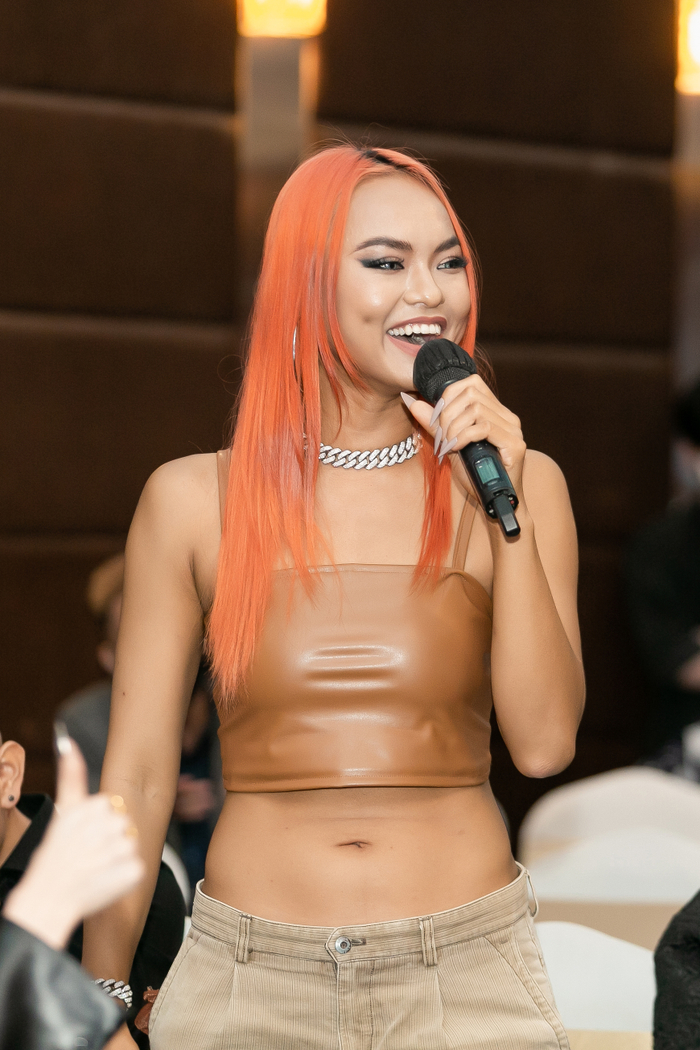 Người mẫu Mai Ngô