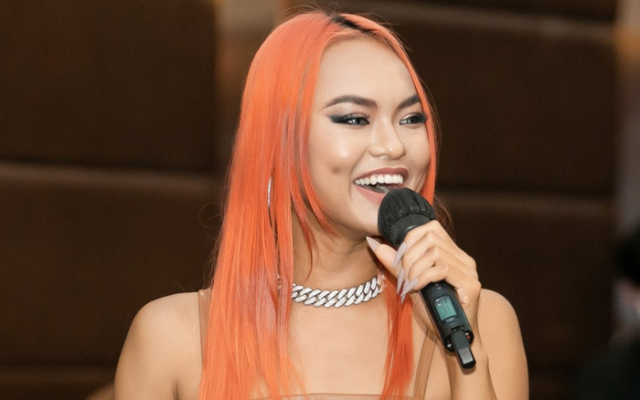 Mai Ngô: “Nhìn tôi như vậy chứ đụng chuyện tôi chỉ biết khóc thôi” Ảnh 2