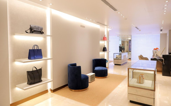 Joolux: Mang hàng hiệu chính hãng đến gần hơn với giới trẻ đam mê thời trang cao cấp Ảnh 2