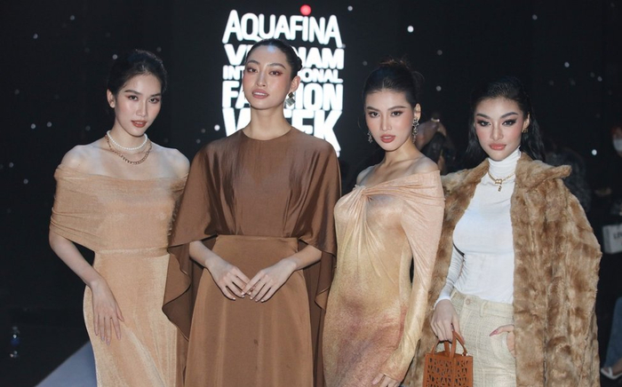 Dàn hoa hậu, á hậu ngồi hàng ghế đầu trong show thời trang Ảnh 2