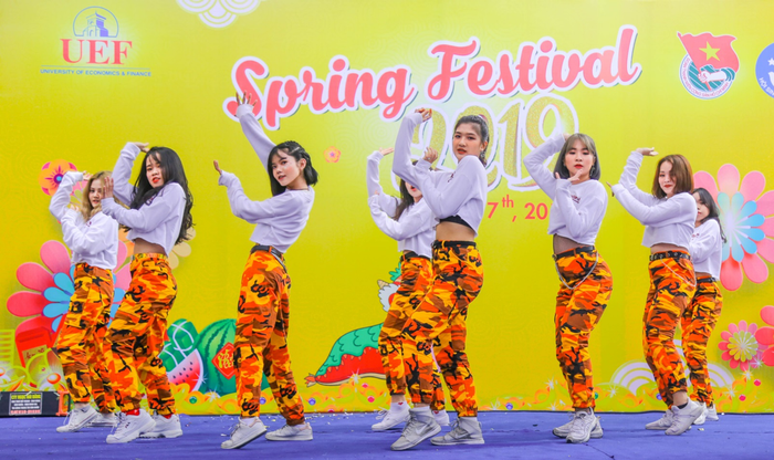 Các cuộc thi văn hóa, văn nghệ được tổ chức thường xuyên