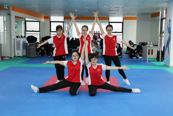 Sinh viên UEF được tạo điều kiện để phát triển tài năng trong nhiều lĩnh vực