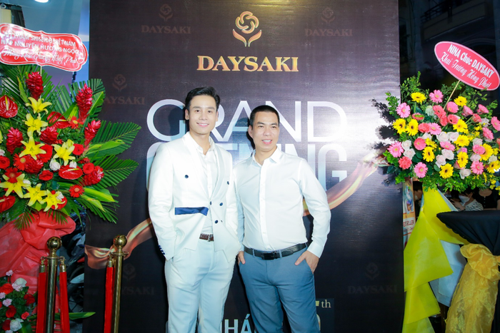 Gặp gỡ anh Phùng Hữu Thắng – chủ tịch hệ thống siêu thị dược mỹ phẩm DAYSAKI