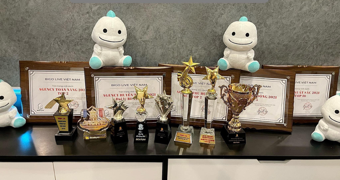 Liên tục nhận những giải thưởng danh giá từ Bigo Live chính sự công nhận dành những nỗ lực của Tricy Nguyễn và team Beatum