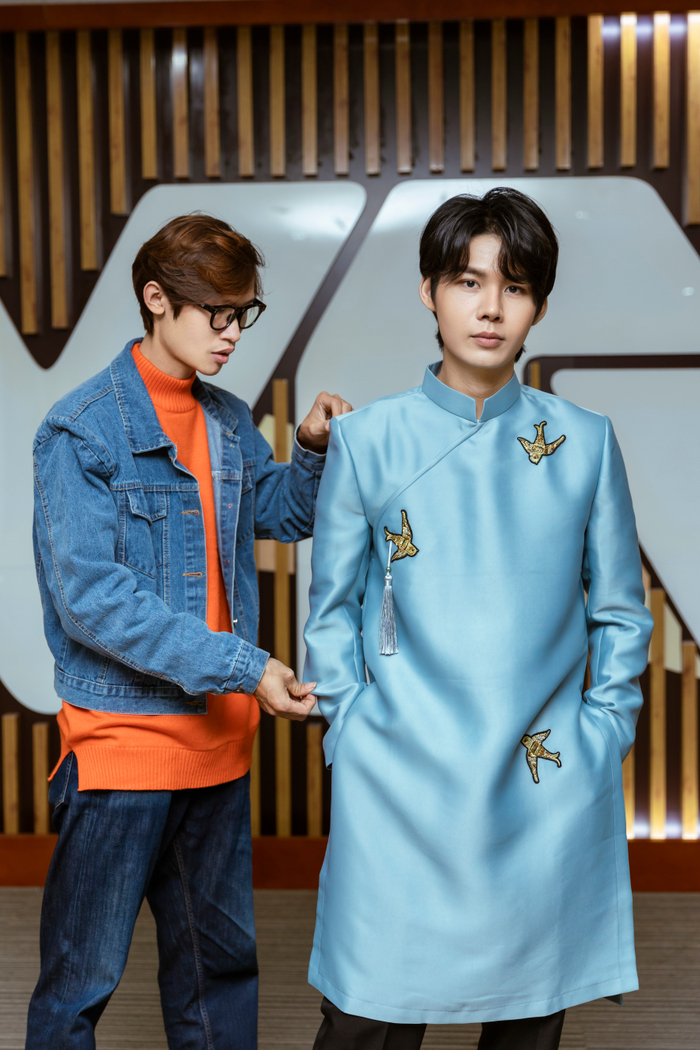 Stylist Khúc Mạnh Quân cùng dàn sao lộng lẫy của chương trình Tết 'Cảm Hứng Bất Tận' 2022 Ảnh 16