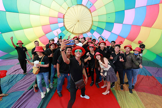 Ngày hội khinh khí cầu Đà Nẵng hứa hẹn là địa điểm check-in cực chất của giới trẻ. Ảnh: VnExpress