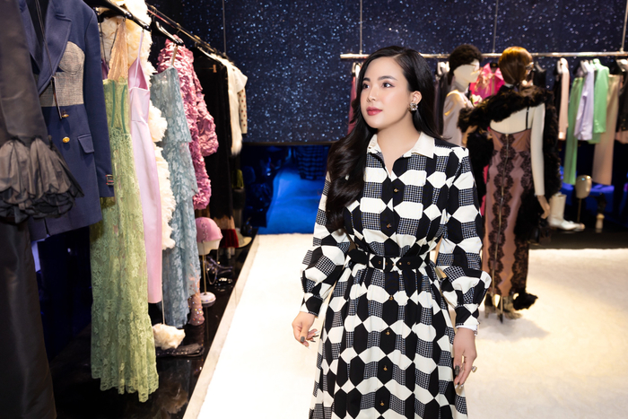 Nữ doanh nhân này là Nguyễn Thị Thu Trang, chủ tịch của Thingo Group – một doanh nghiệp hoạt động kinh doanh dựa trên nền tảng công nghệ số 4.0. Cô có mối quan hệ rộng trong showbiz khi thường xuyên xuất hiện cùng nhiều sao Việt và được mời tham dự ở những sự kiện thời trang, giải trí có tiếng.