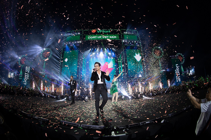 Đại nhạc hội Light Up Viet Nam do VPBank tổ chức chinh phục thành công giới trẻ Ảnh 5