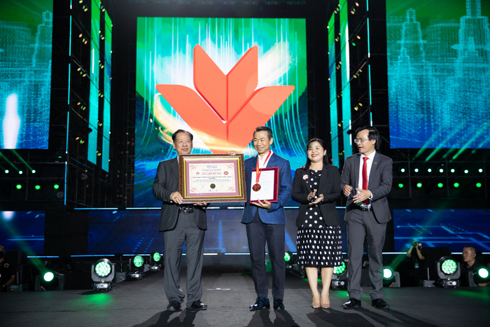 Đại nhạc hội Light Up Viet Nam do VPBank tổ chức chinh phục thành công giới trẻ Ảnh 4