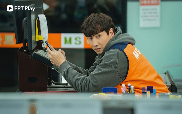 'Chúa hề' Lee Kwang Soo hóa thần thám trong The Killer's Shopping List trên FPT Play Ảnh 2